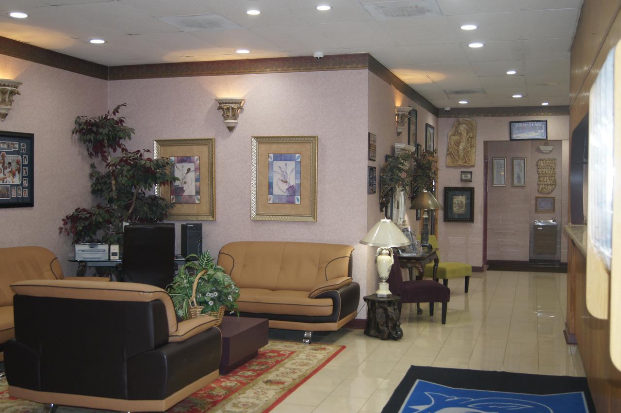 Days Inn By Wyndham Durham/Near Duke University Екстер'єр фото